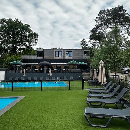 Sfeervolle Blokhut Op De Veluwe Op Recreatiepark Topparken In Beekbergen Met Vrije Tuin En Eigen Parkeerplaats Exterior foto